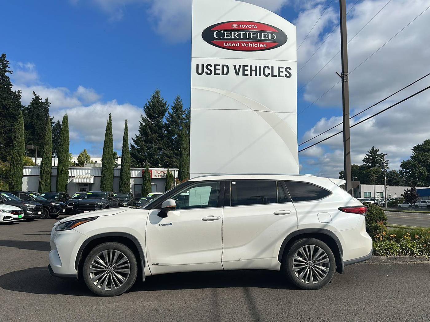2020 Toyota Highlander Hybrid Limited Platinum — SUV — 60,694 mi — Gladstone, OR