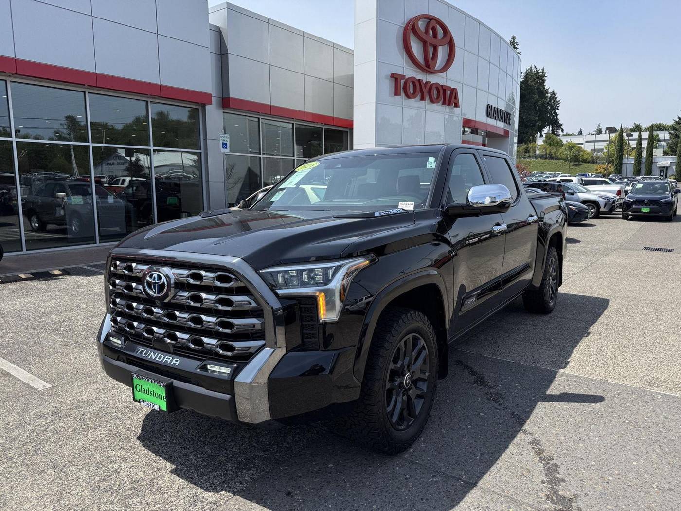 2024 Toyota Tundra Hybrid Platinum — Pickup Truck — 12,307 mi — Gladstone, OR
