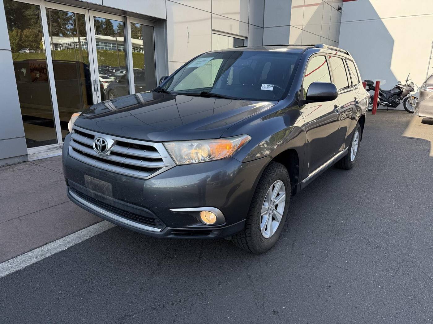 2012 Toyota Highlander SE V6 — SUV — 122,978 mi — Gladstone, OR