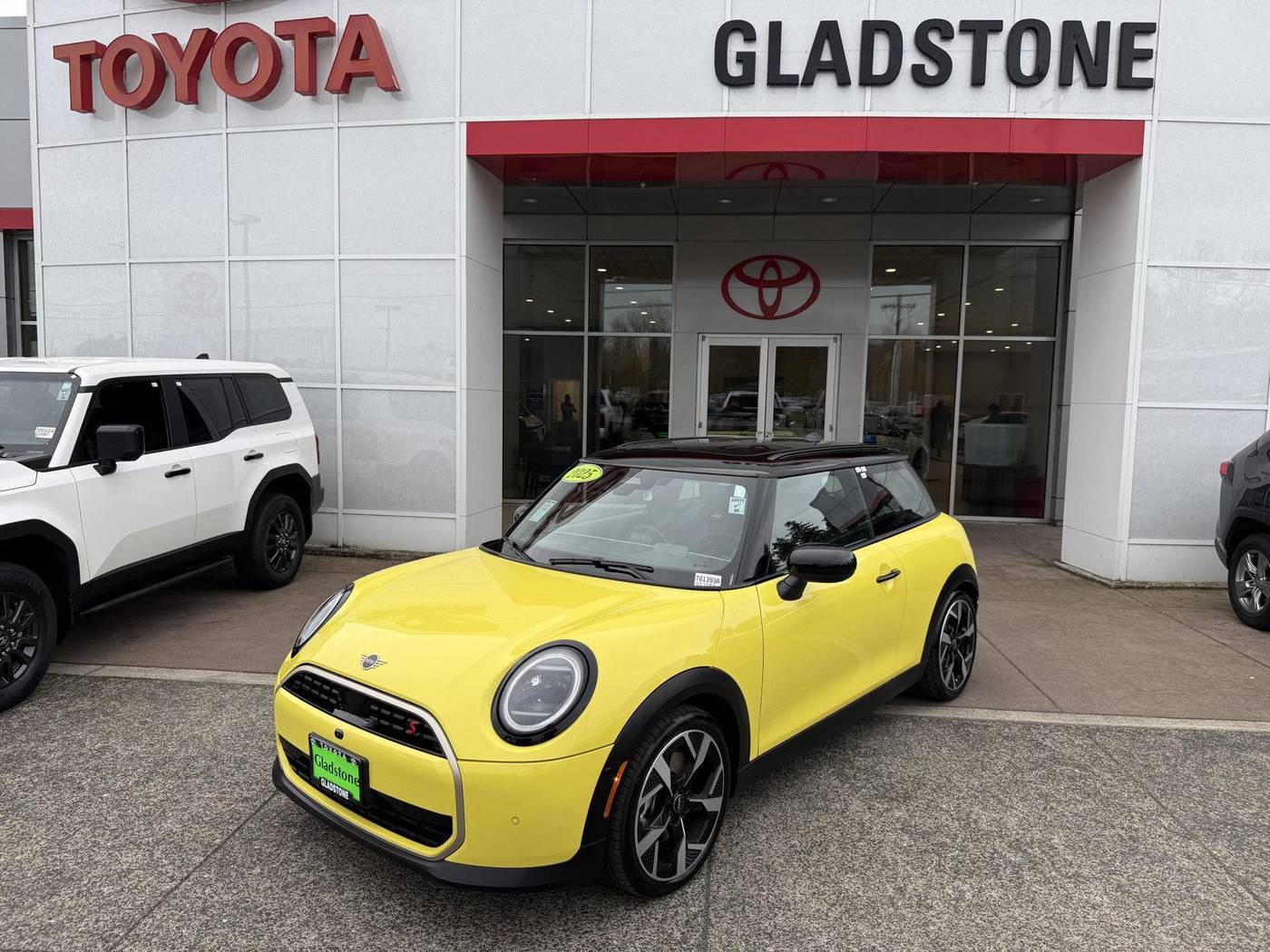 2025 MINI Hardtop Cooper S — Hatchback — 9,041 mi — Gladstone, OR
