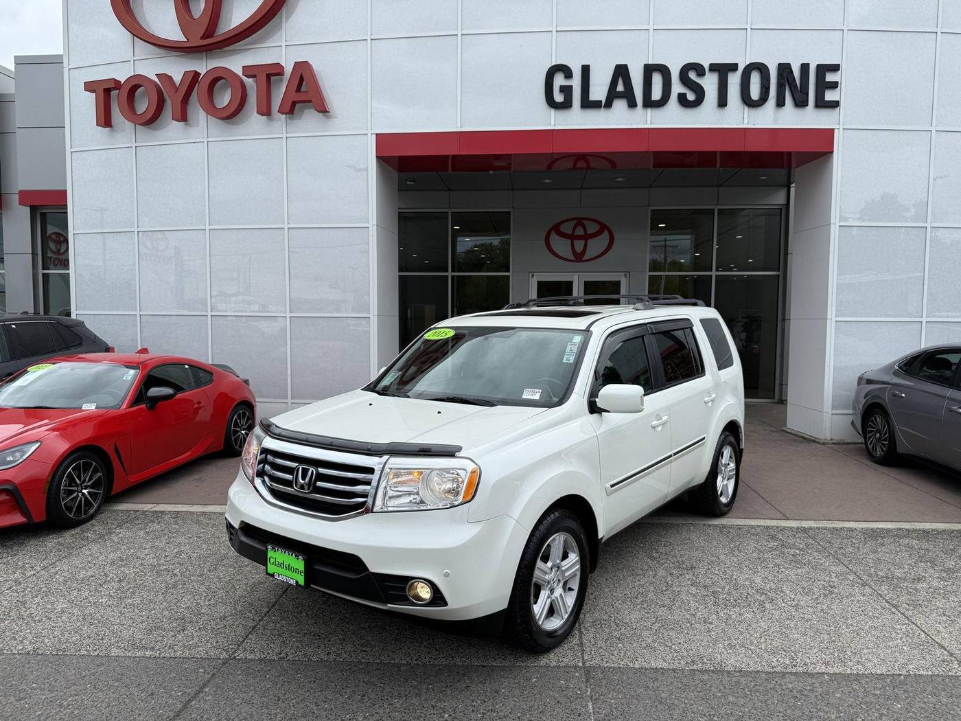 2015 Honda Pilot Touring — SUV — 11 mi — Gladstone, OR