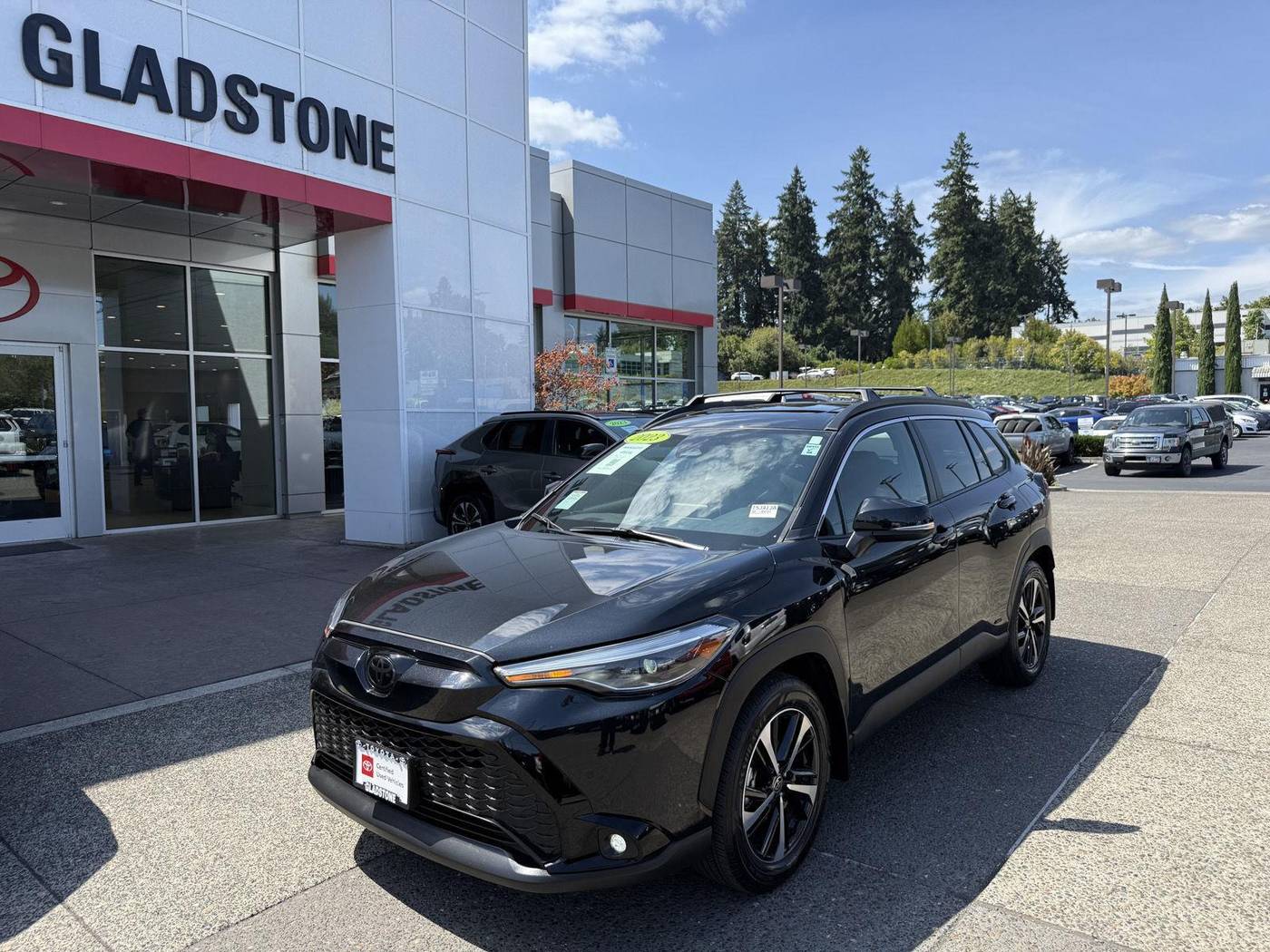 2023 Toyota Corolla Cross Hybrid XSE — SUV — 33,009 mi — Gladstone, OR