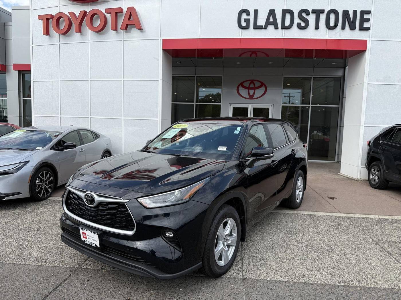 2023 Toyota Highlander LE — SUV — 31,438 mi — Gladstone, OR