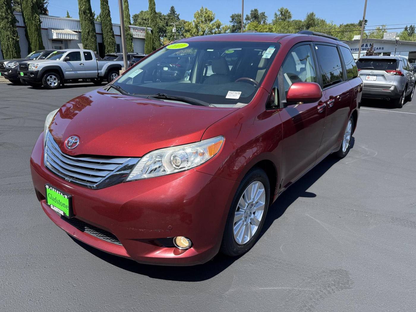 2011 Toyota Sienna Limited — Minivan — 167,470 mi — Gladstone, OR