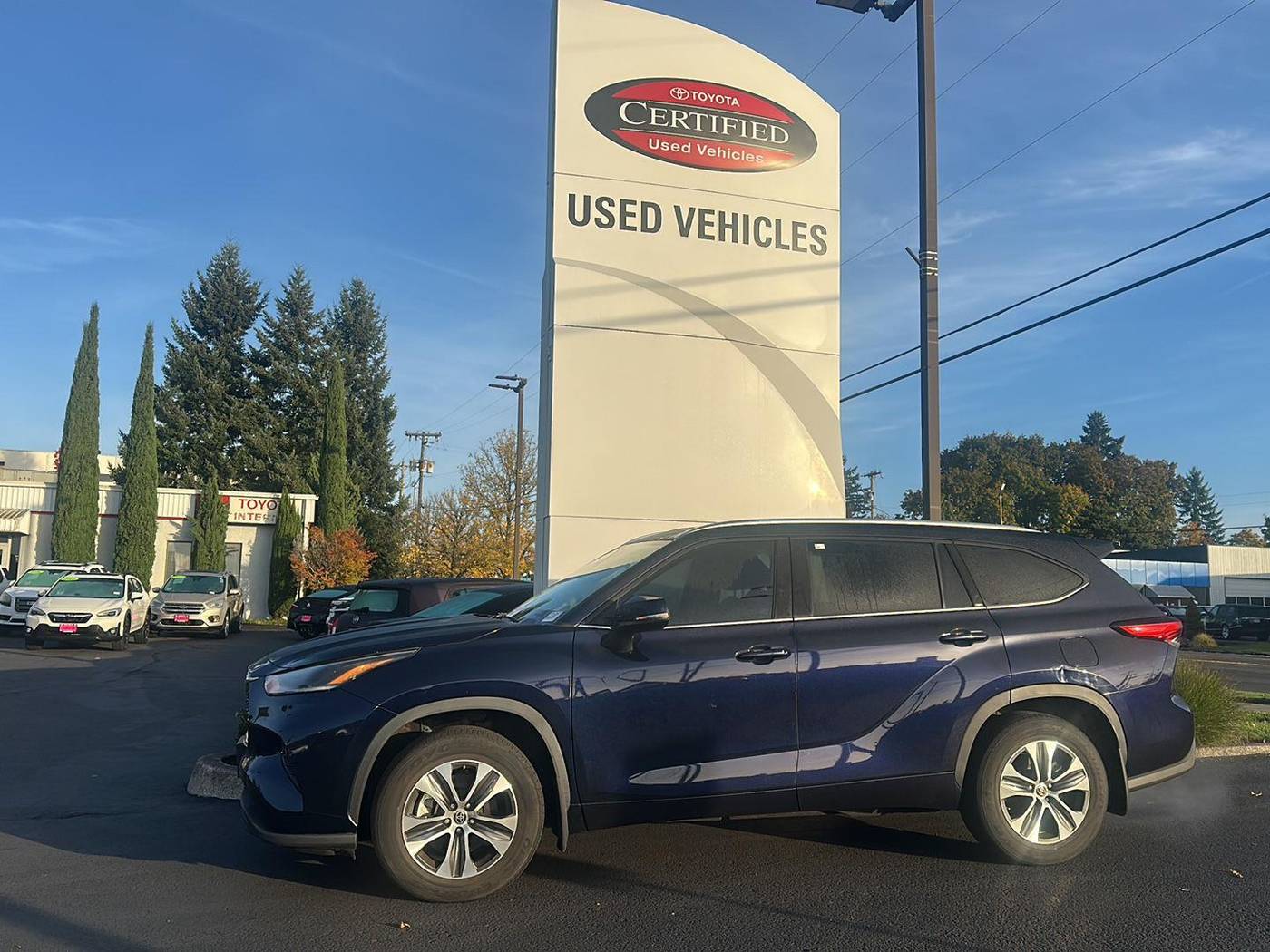 2021 Toyota Highlander XLE — SUV — 37,636 mi — Gladstone, OR