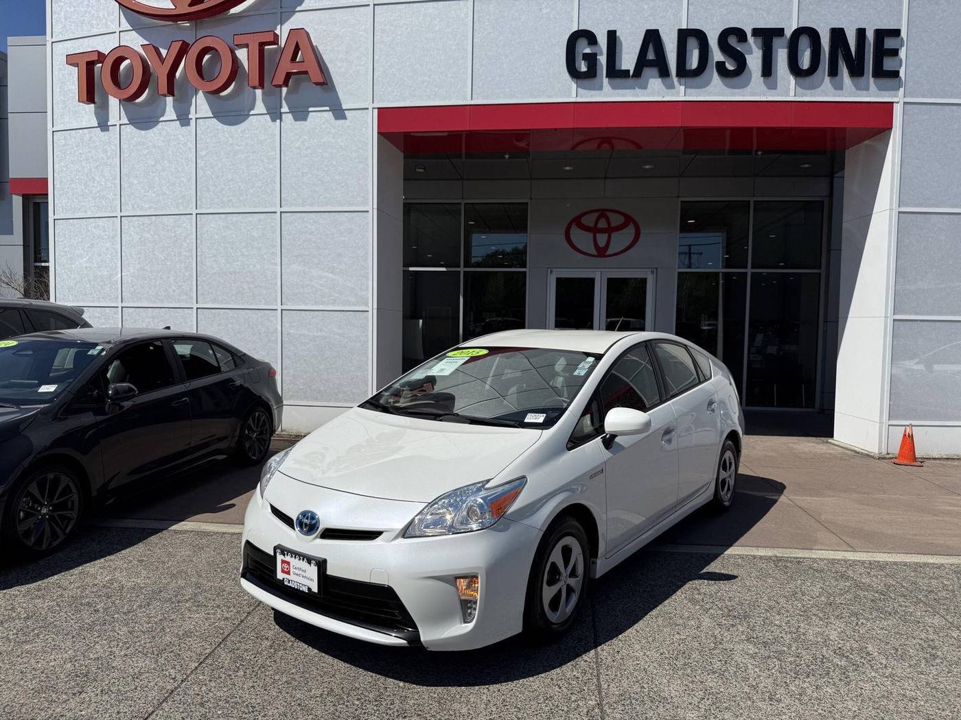 2015 Toyota Prius Persona Series — Hatchback — 61,056 mi — Gladstone, OR