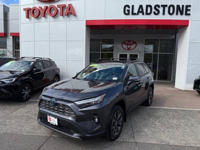 2024 Toyota RAV4 Hybrid Limited — SUV — 11,460 mi — Gladstone, OR