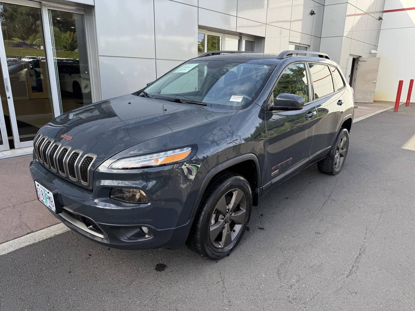 2016 Jeep Cherokee 75th Anniversary — SUV — 30,159 mi — Gladstone, OR