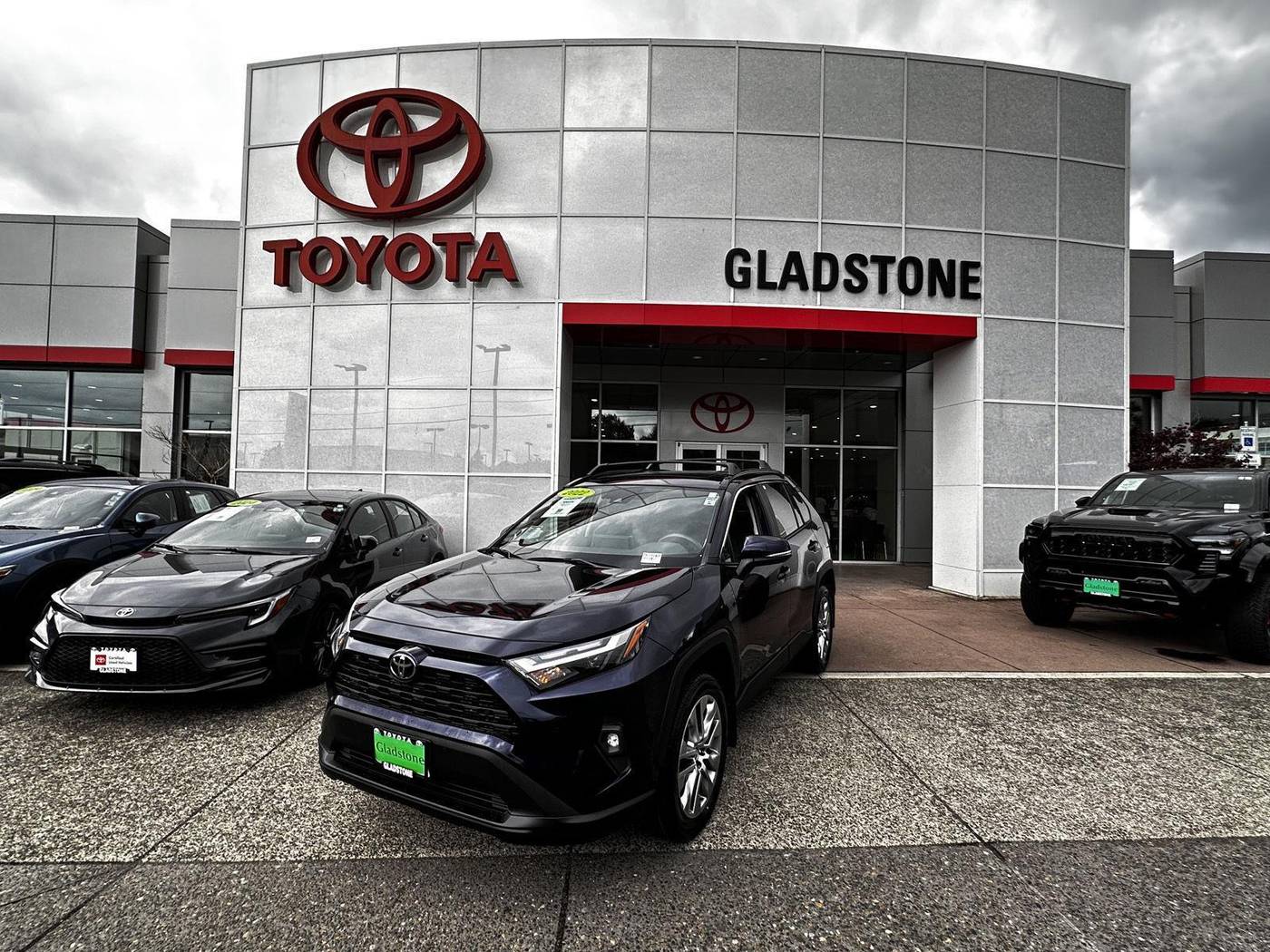 2022 Toyota RAV4 XLE Premium — SUV — 31,466 mi — Gladstone, OR