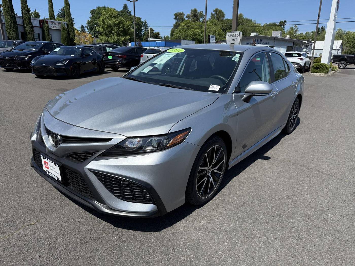 2024 Toyota Camry SE — Sedan — 26,430 mi — Gladstone, OR