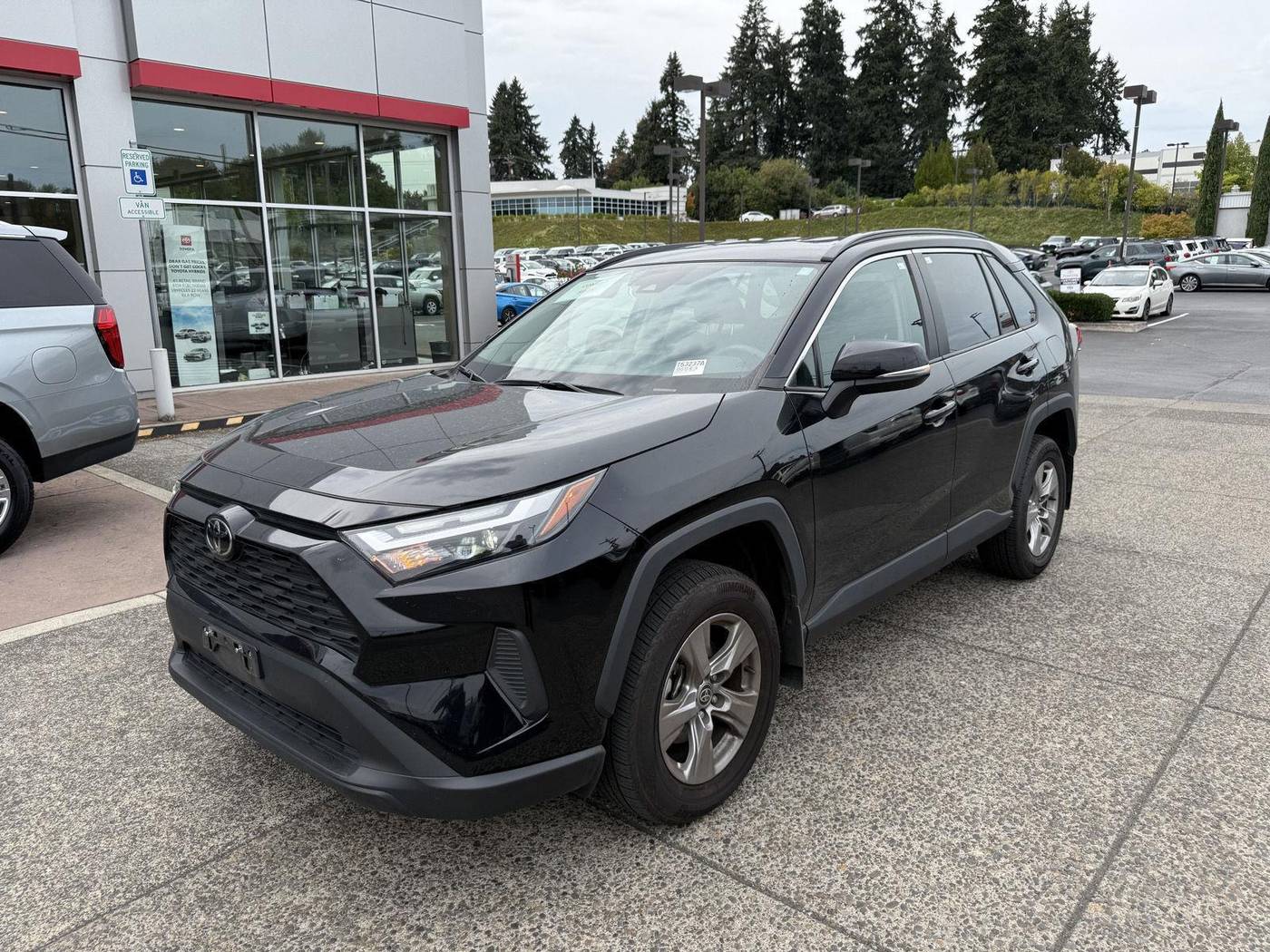 2022 Toyota RAV4 XLE — SUV — 33,914 mi — Gladstone, OR