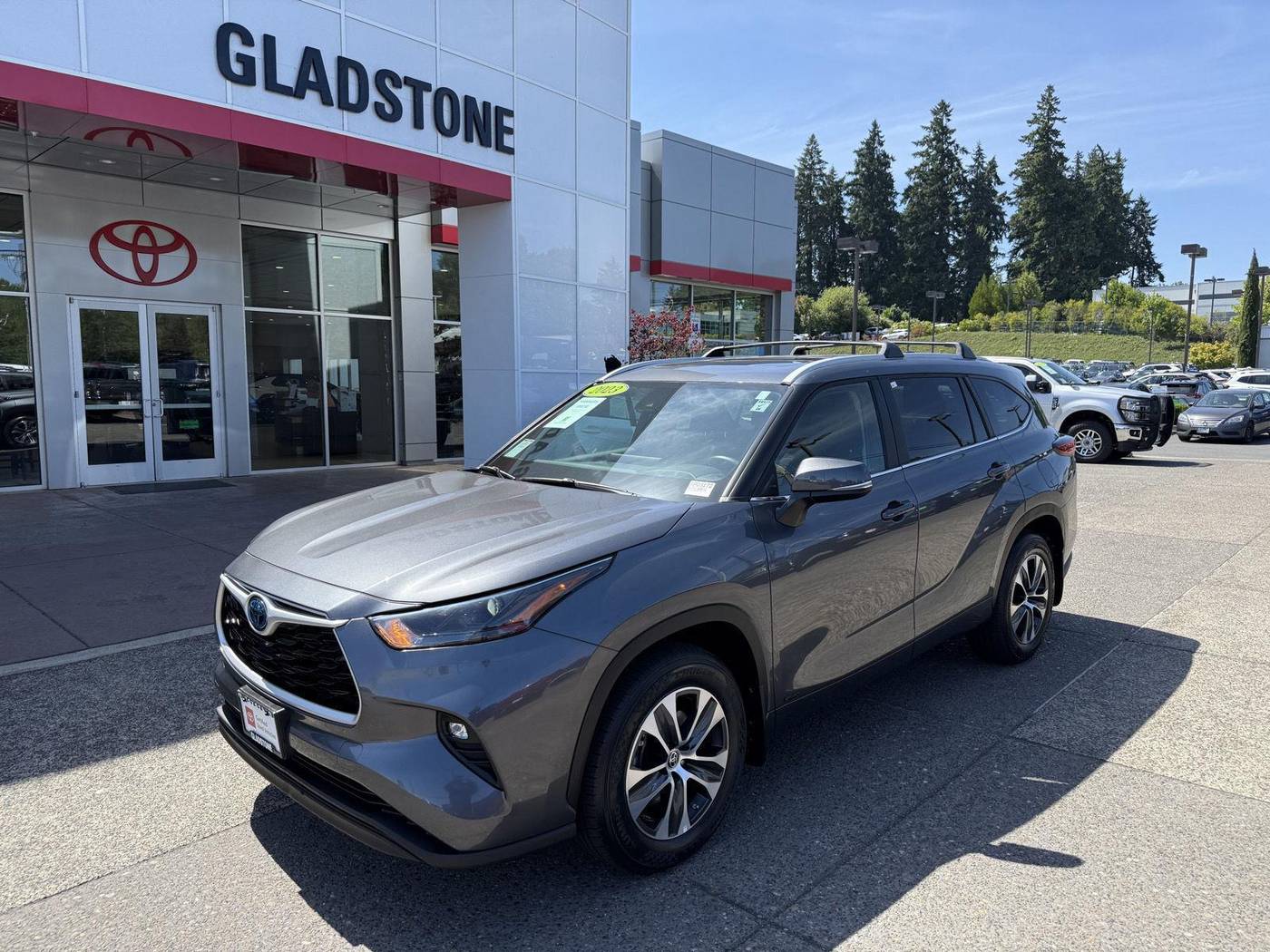 2023 Toyota Highlander Hybrid XLE — SUV — 42,553 mi — Gladstone, OR