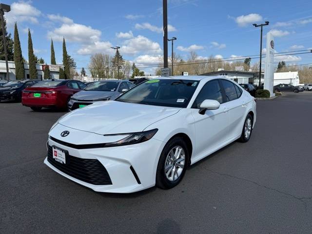 2025 Toyota Camry LE — Sedan — 12,788 mi — Gladstone, OR