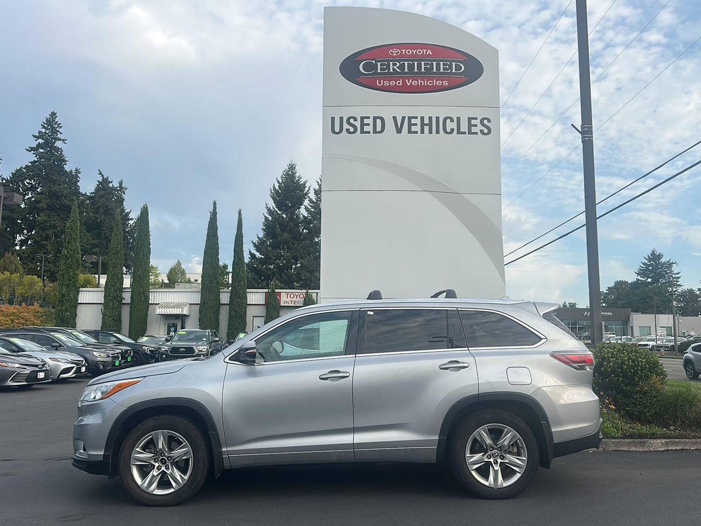 2016 Toyota Highlander Limited — SUV — 118,684 mi — Gladstone, OR