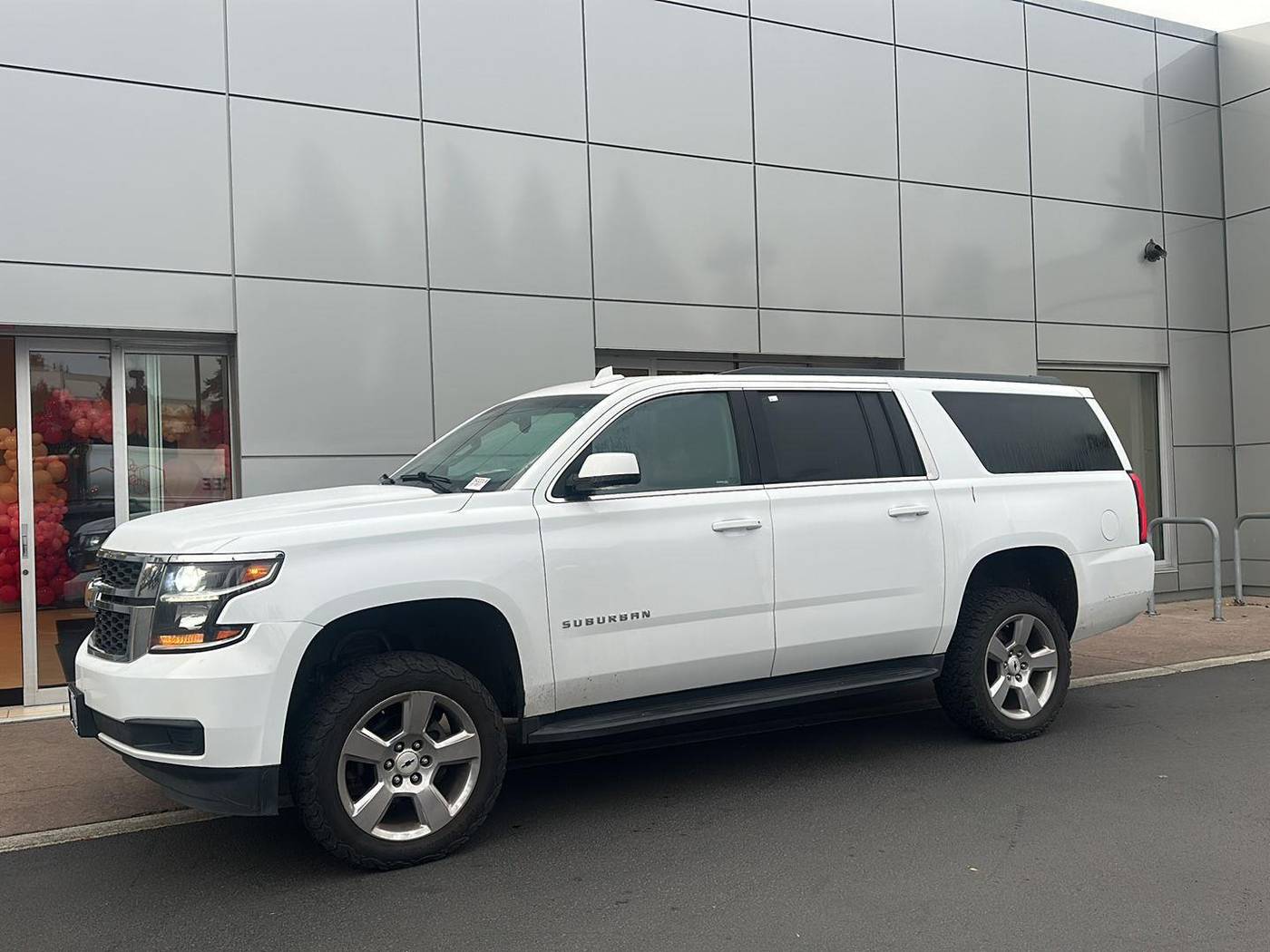 2018 Chevrolet Suburban LT — SUV — 98,707 mi — Gladstone, OR