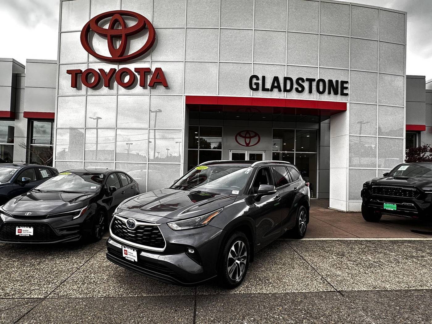 2022 Toyota Highlander Hybrid XLE — SUV — 40,466 mi — Gladstone, OR