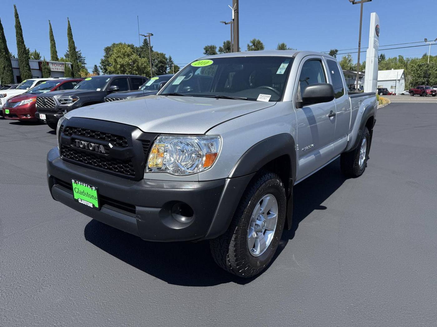 2010 Toyota Tacoma Base — Pickup Truck — 113,991 mi — Gladstone, OR