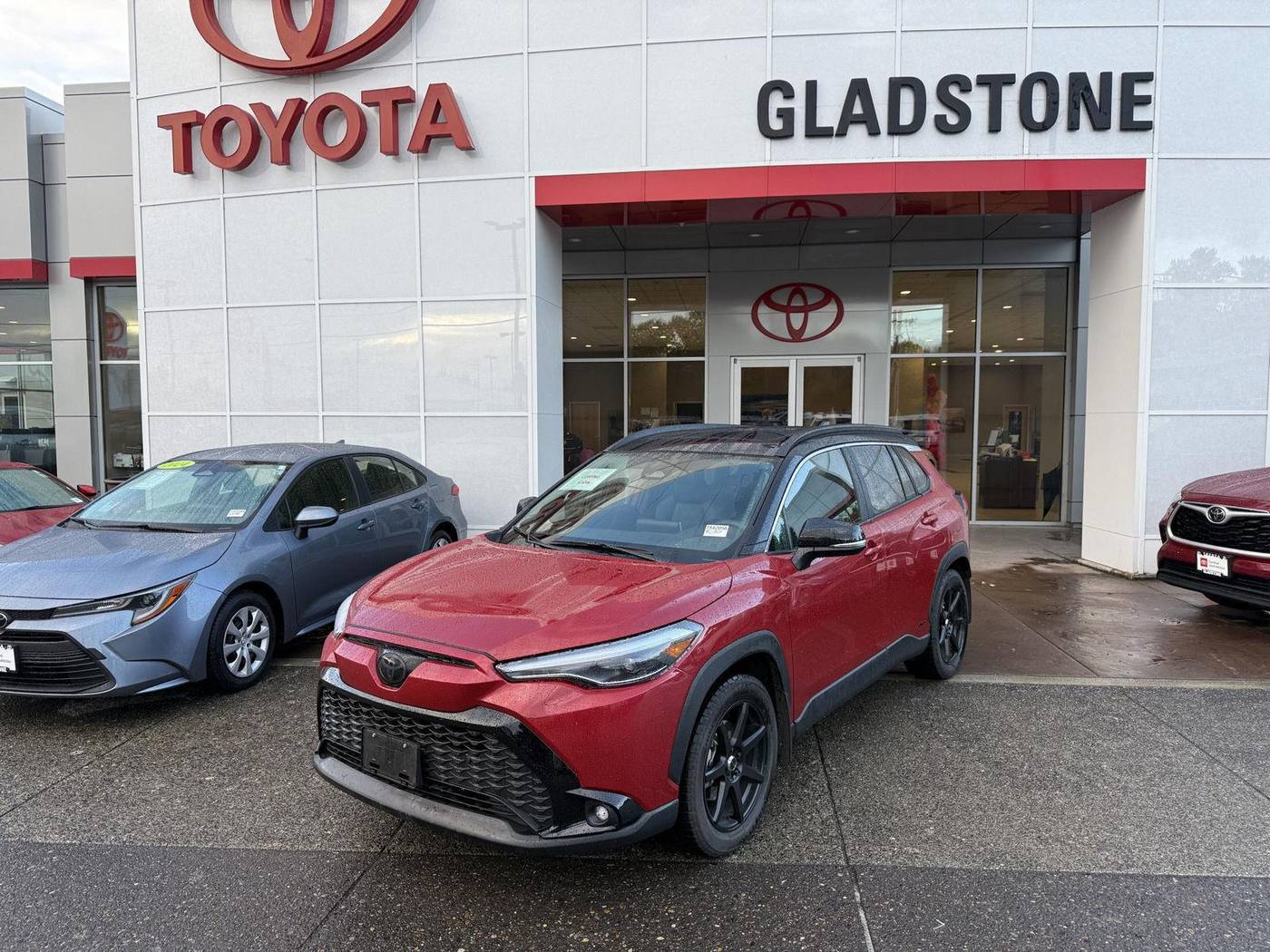 2024 Toyota Corolla Cross Hybrid XSE — SUV — 8,298 mi — Gladstone, OR