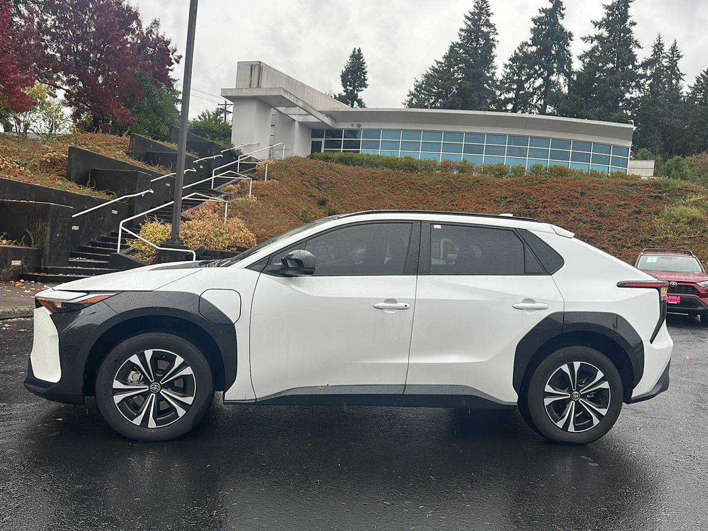 2023 Toyota bZ4X XLE — SUV — 43,006 mi — Gladstone, OR