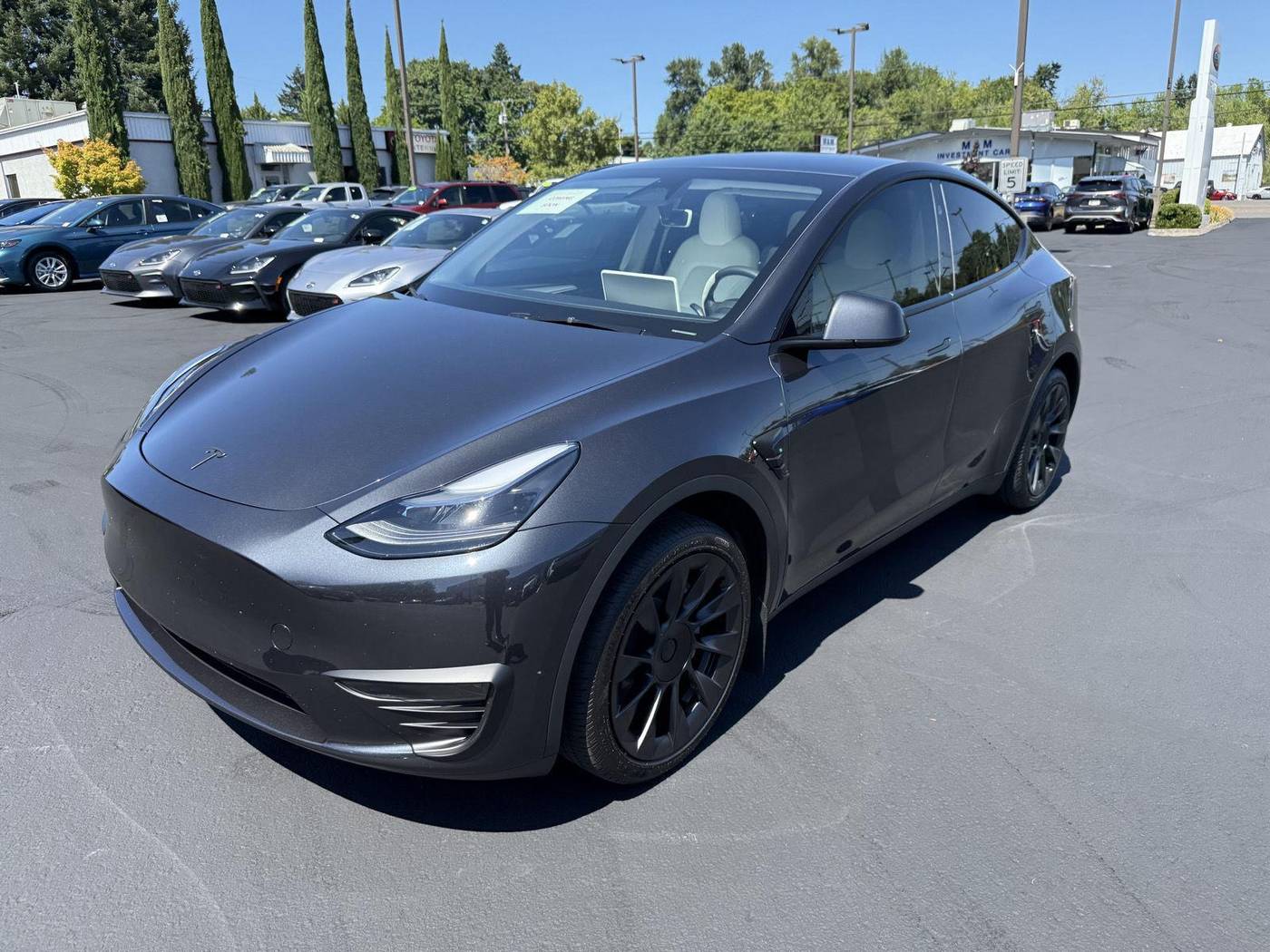 2024 Tesla Model Y Standard Range — SUV — 11,973 mi — Gladstone, OR