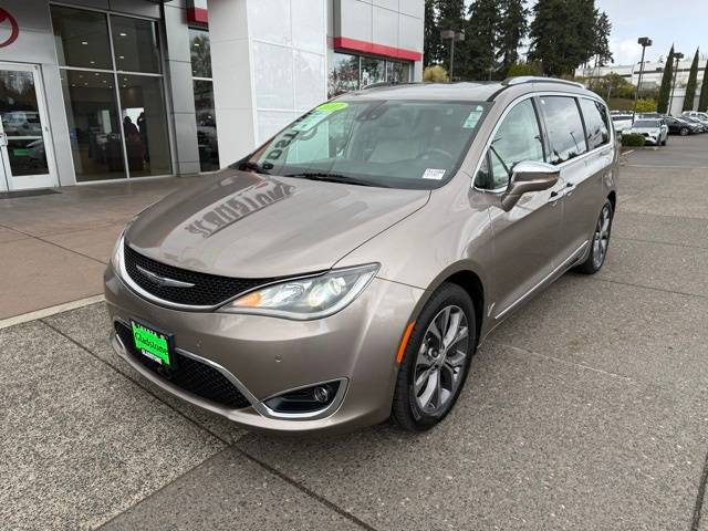 2017 Chrysler Pacifica Limited — Minivan — 95,118 mi — Gladstone, OR