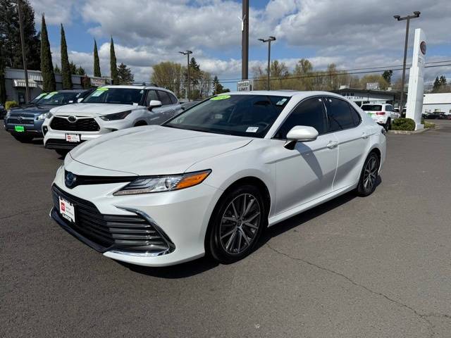 2024 Toyota Camry Hybrid XLE — Sedan — 8,077 mi — Gladstone, OR