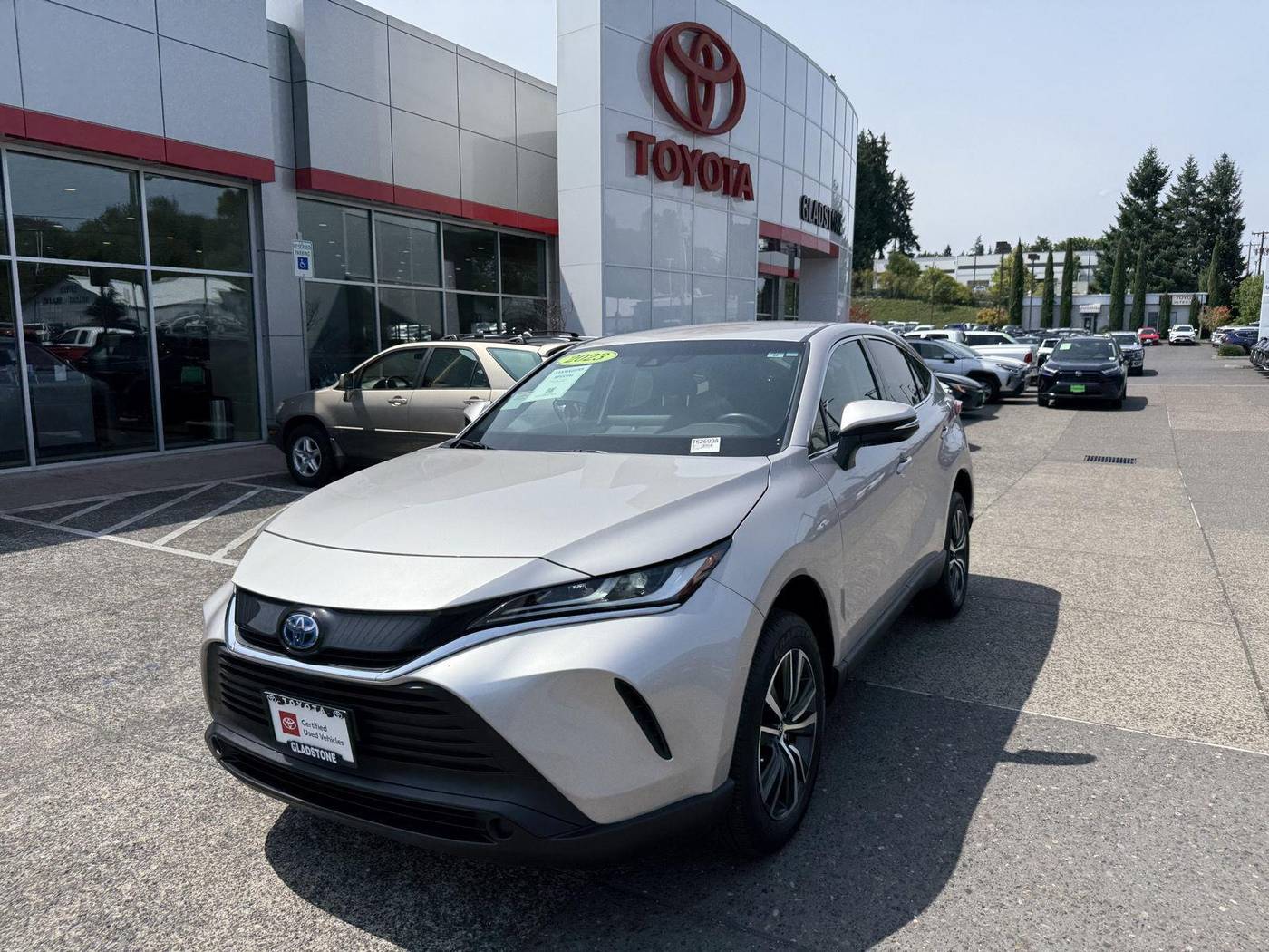 2023 Toyota Venza LE — SUV — 10,590 mi — Gladstone, OR