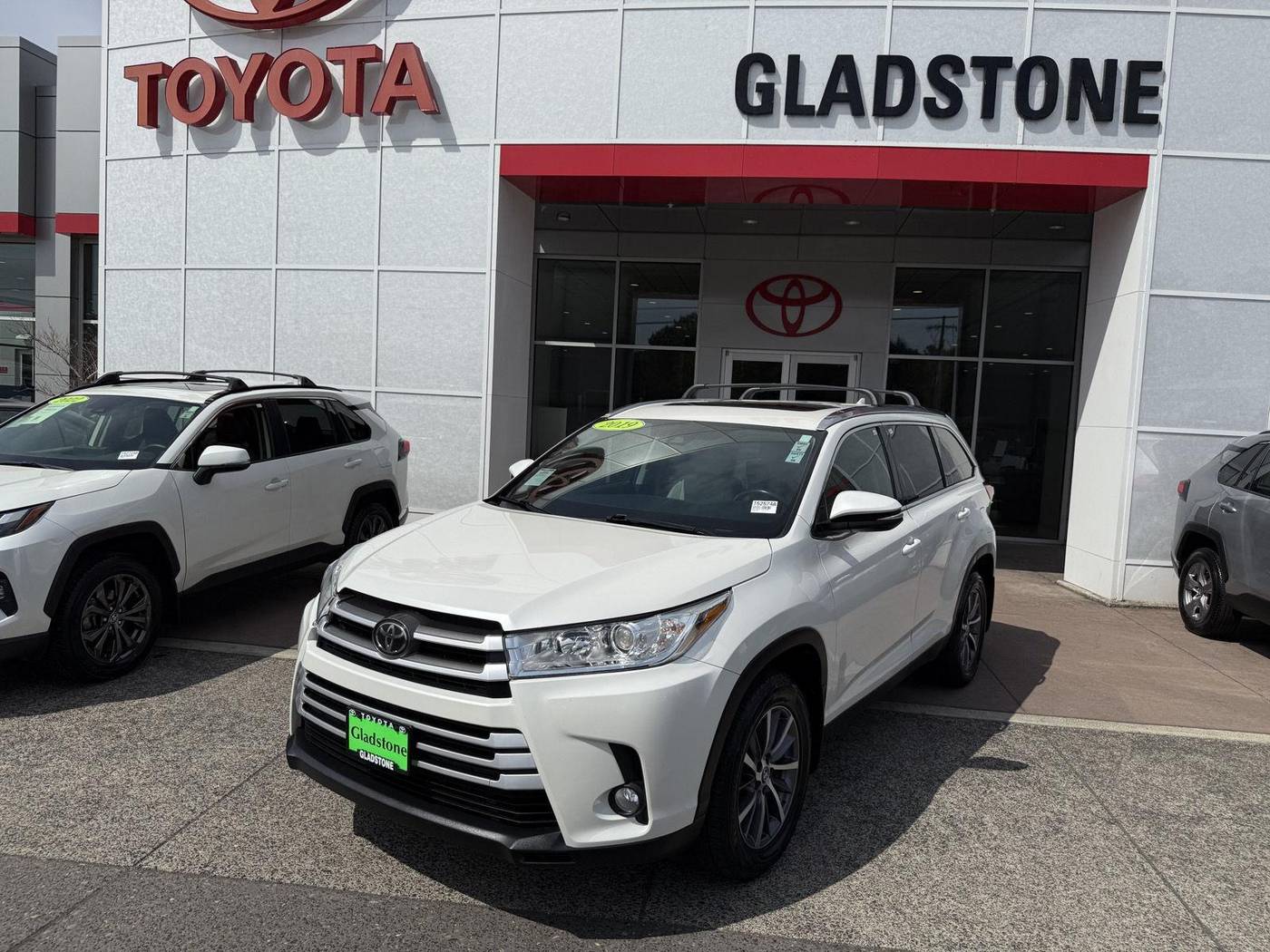 2019 Toyota Highlander XLE — SUV — 60,730 mi — Gladstone, OR