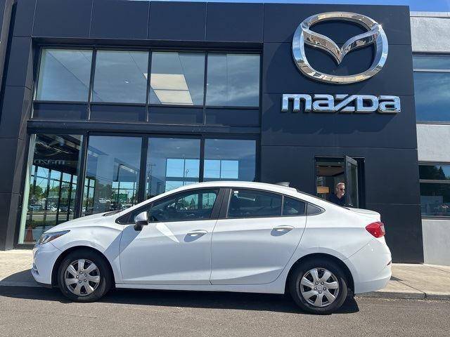 2017 Chevrolet Cruze LS — Sedan — 65,673 mi — Gladstone, OR