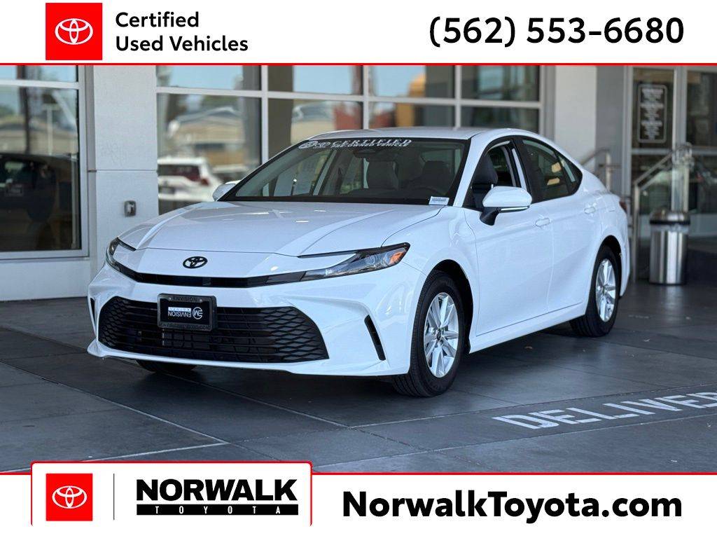 2025 Toyota Camry LE — Sedan — 4,176 mi — Norwalk, CA