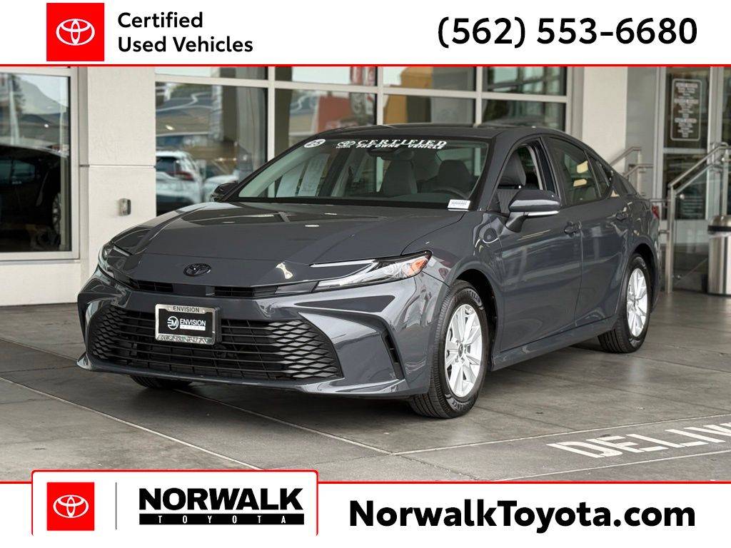 2025 Toyota Camry LE — Sedan — 5,383 mi — Norwalk, CA