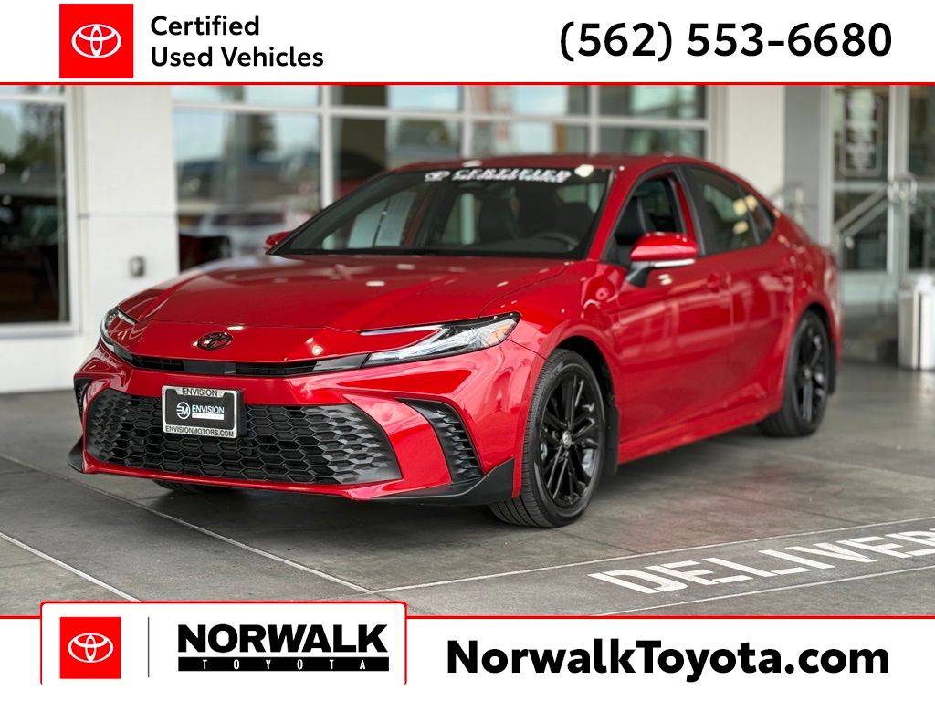 2025 Toyota Camry Hybrid SE — Sedan — 6,873 mi — Norwalk, CA