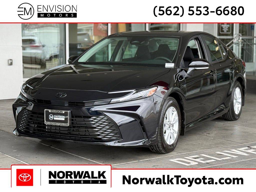 2025 Toyota Camry LE — Sedan — 9,921 mi — Norwalk, CA