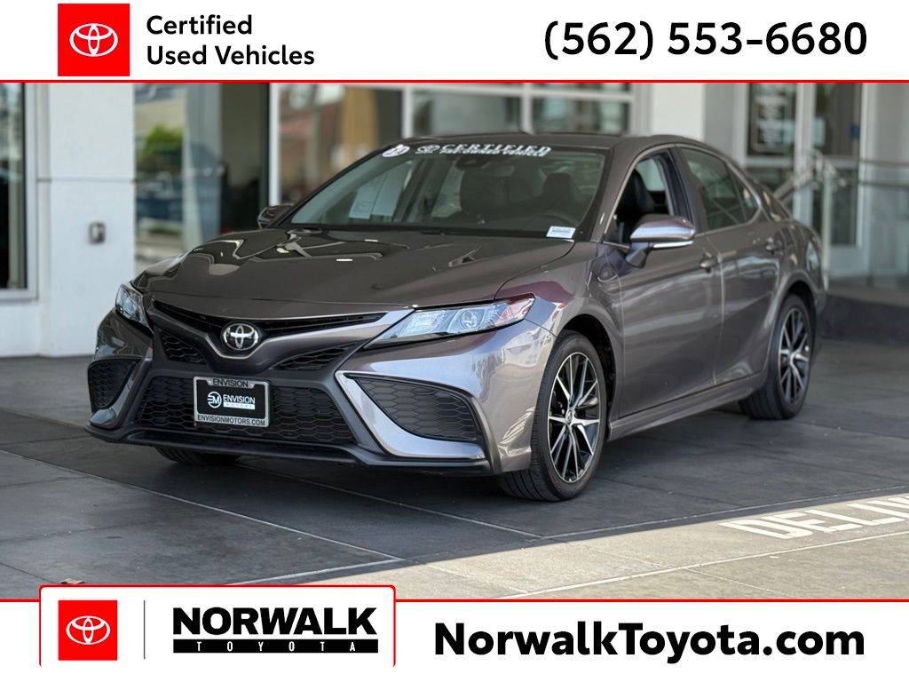 2024 Toyota Camry SE — Sedan — 19,800 mi — Norwalk, CA