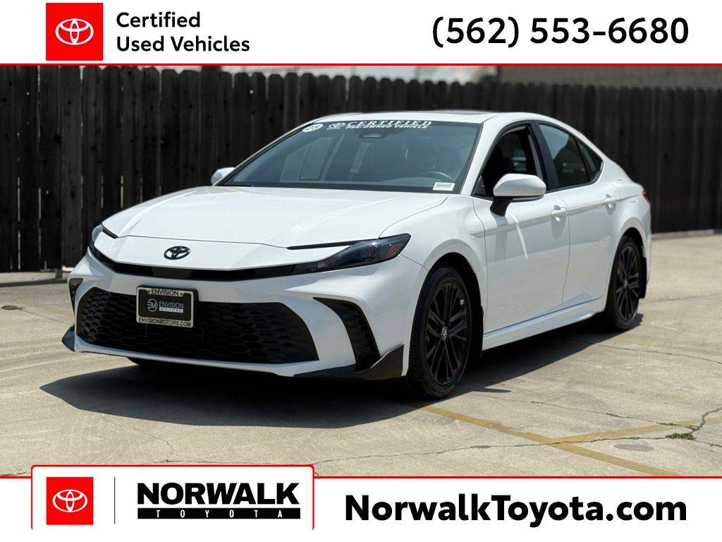 2025 Toyota Camry SE — Sedan — 6,194 mi — Norwalk, CA