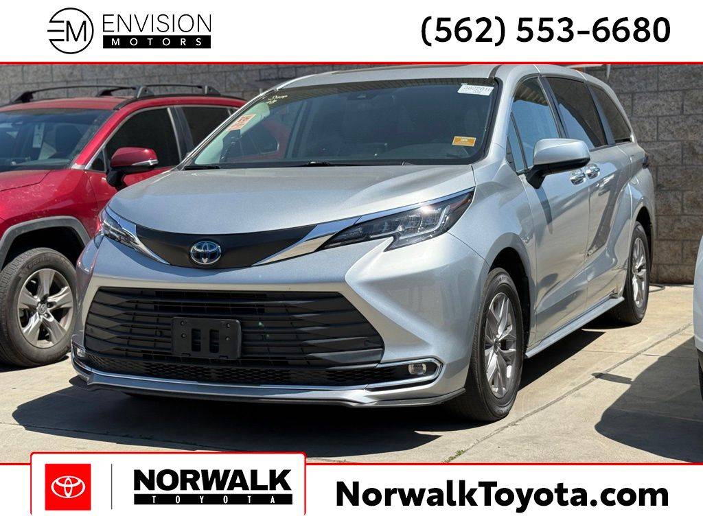 2022 Toyota Sienna XLE — Minivan — 59,043 mi — Norwalk, CA