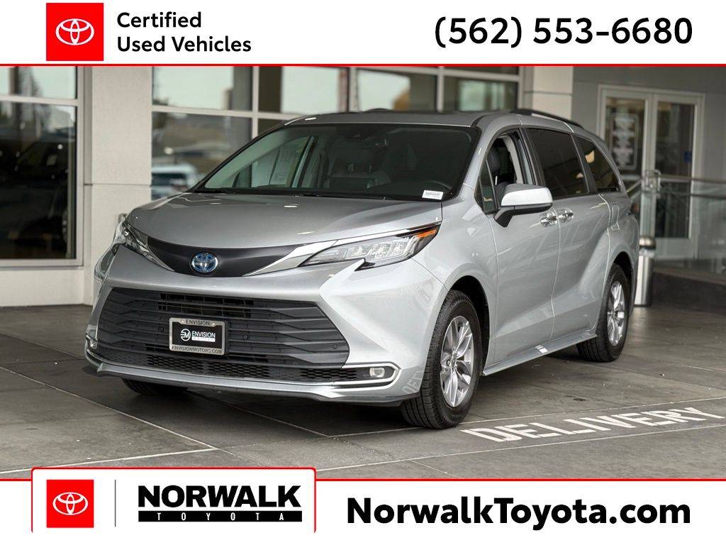 2023 Toyota Sienna XLE — Minivan — 52,654 mi — Norwalk, CA