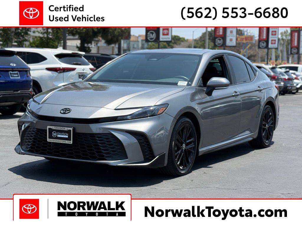 2025 Toyota Camry SE — Sedan — 24,870 mi — Norwalk, CA