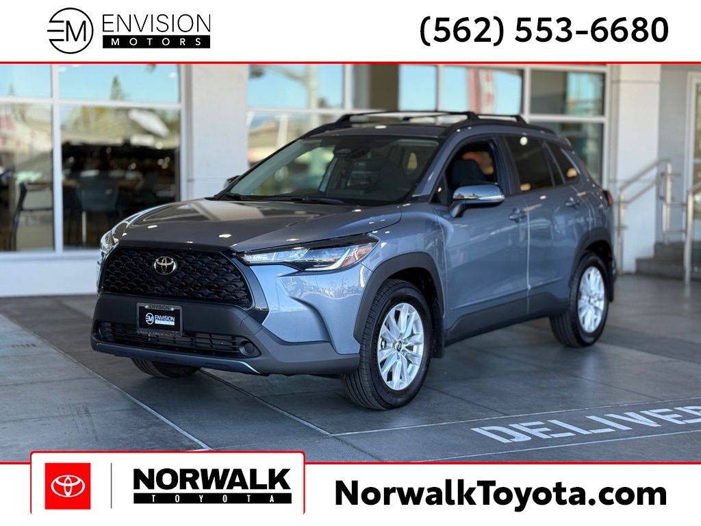 2025 Toyota Corolla Cross LE — SUV — 1,681 mi — Norwalk, CA
