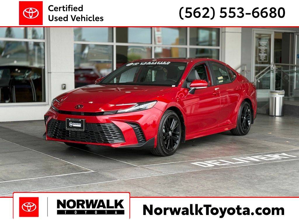 2025 Toyota Camry Hybrid SE — Sedan — 2,349 mi — Norwalk, CA