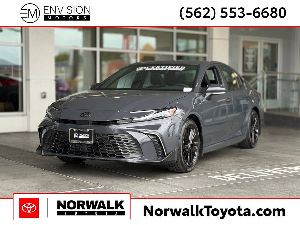 2025 Toyota Camry SE — Sedan — 1,782 mi — Norwalk, CA