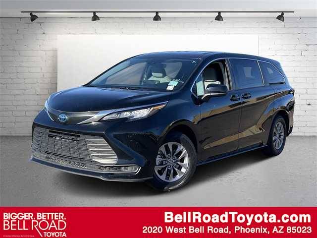 2023 Toyota Sienna LE — Minivan — 65,297 mi — Phoenix, AZ