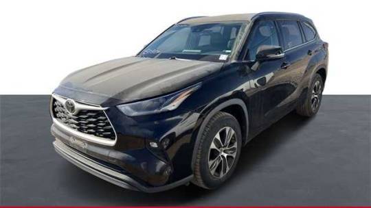 2021 Toyota Highlander XLE — SUV — 64,199 mi — Phoenix, AZ