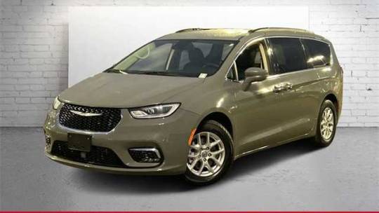 2022 Chrysler Pacifica Touring L — Minivan — 64,341 mi — Phoenix, AZ