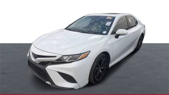 2020 Toyota Camry SE — Sedan — 91,800 mi — Phoenix, AZ