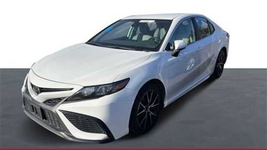 2022 Toyota Camry SE — Sedan — 62,384 mi — Phoenix, AZ