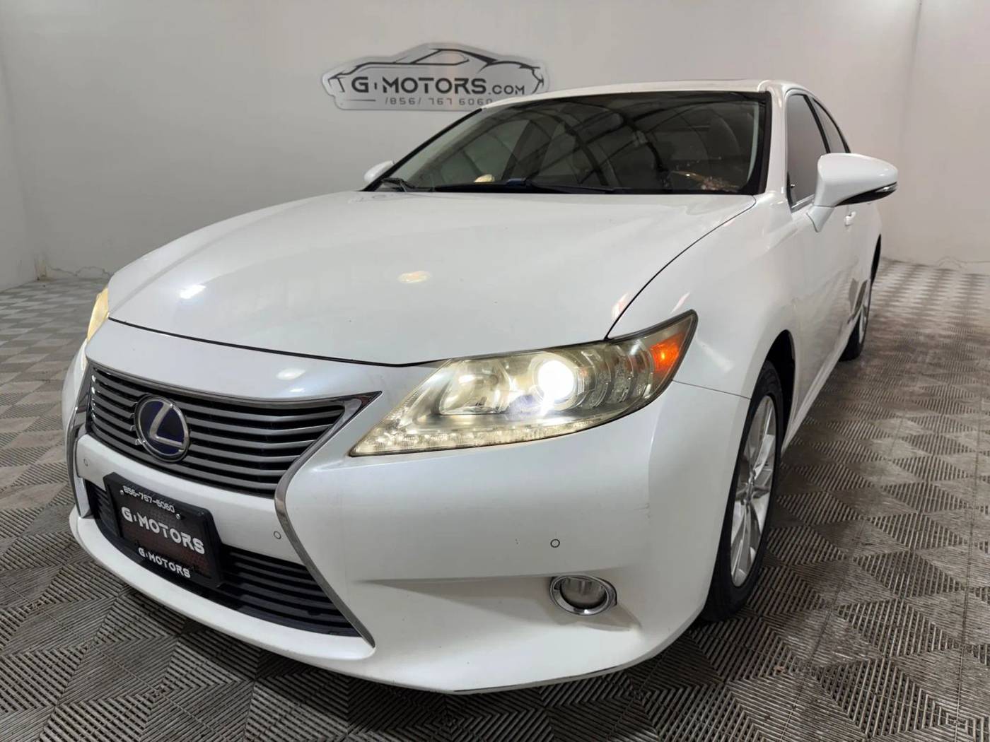2014 Lexus ES ES 300h — Sedan — 96,718 mi — Waterford Works, NJ