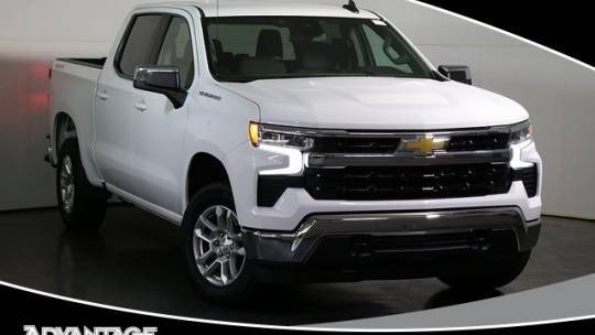 2022 Chevrolet Silverado 1500 LT — Pickup Truck — 22,200 mi — Naperville, IL