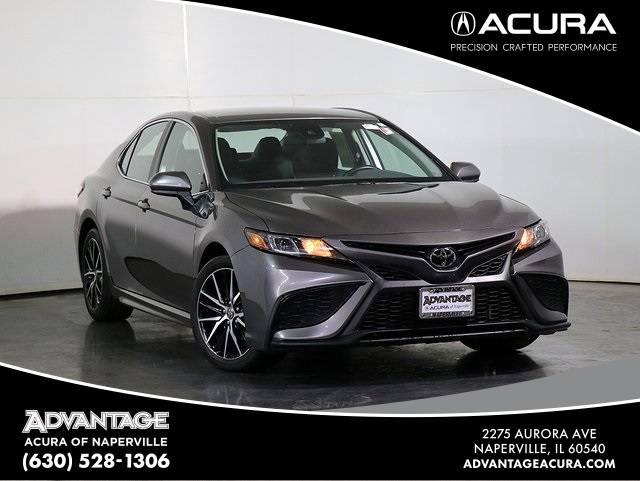 2021 Toyota Camry SE — Sedan — 19,834 mi — Naperville, IL