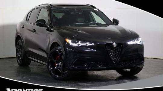 2024 Alfa Romeo Stelvio Competizione — SUV — 23,943 mi — Naperville, IL